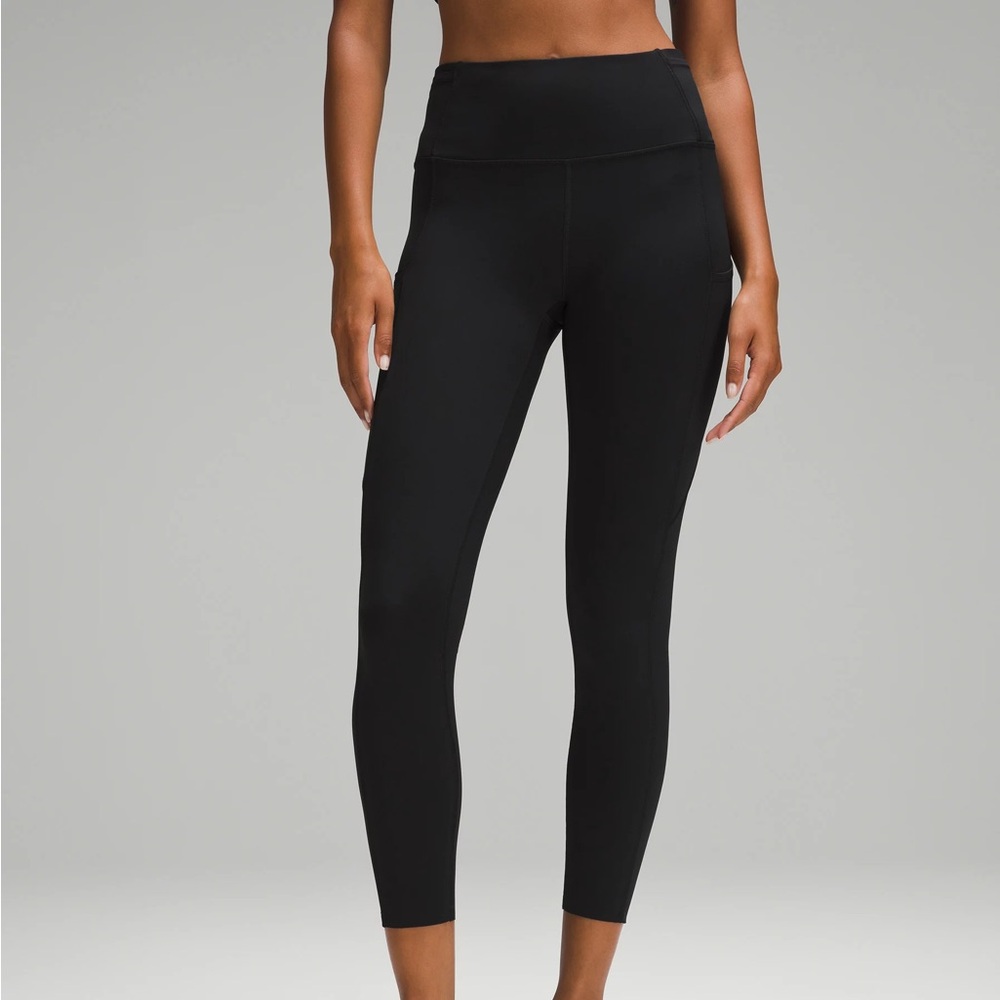 Lululemon Fast and Free High-Rise Tight 25" WITH POCKETS